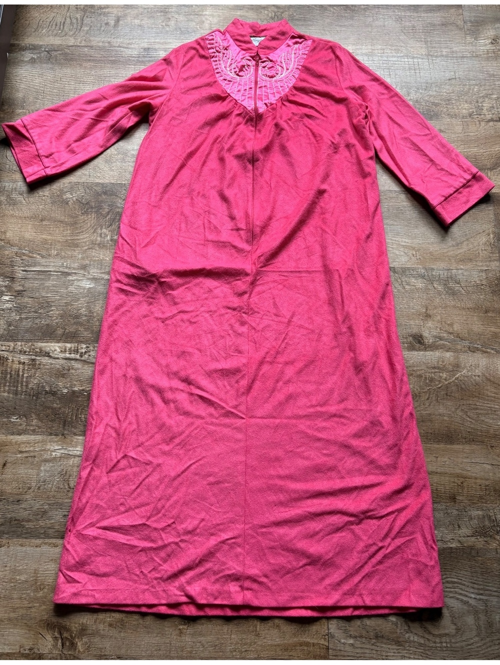 Vintage Kingly Pink Long Sleeper Nightgown with Embroidered Satin Size Large